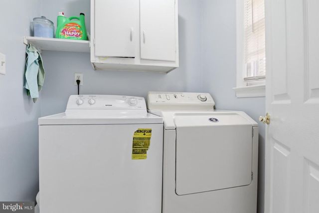 2330 REDWOOD RD, York, PA 17408