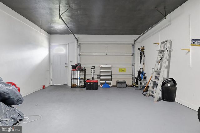 2330 REDWOOD RD, York, PA 17408