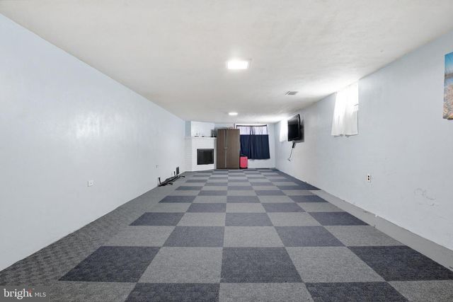 2330 REDWOOD RD, York, PA 17408