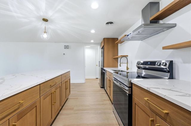 761 S VENICE BOULEVARD, Venice, FL 34293