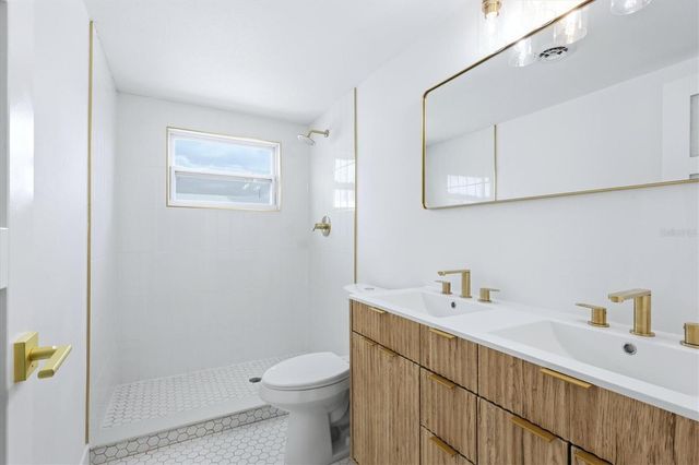 761 S VENICE BOULEVARD, Venice, FL 34293