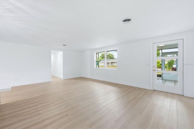 761 S VENICE BOULEVARD, Venice, FL 34293