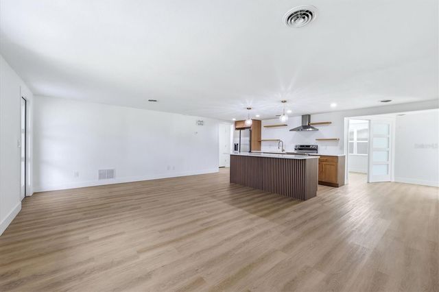 761 S VENICE BOULEVARD, Venice, FL 34293