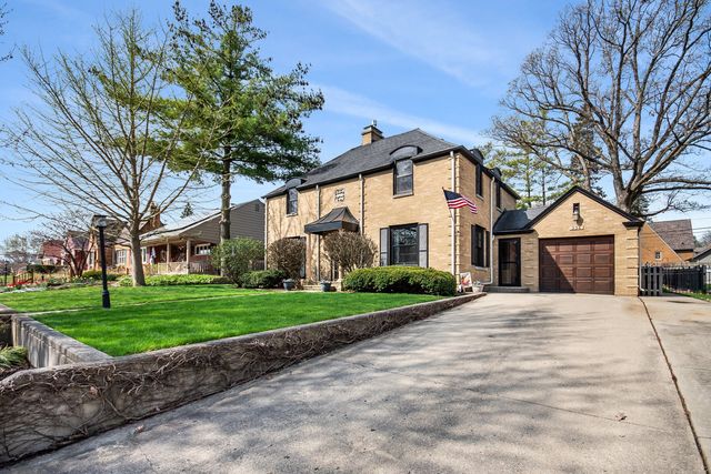 336 Hamilton Avenue, Elgin, IL 60123