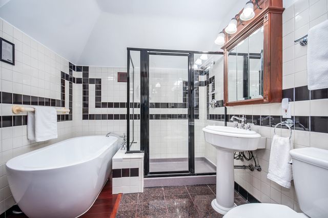 336 Hamilton Avenue, Elgin, IL 60123