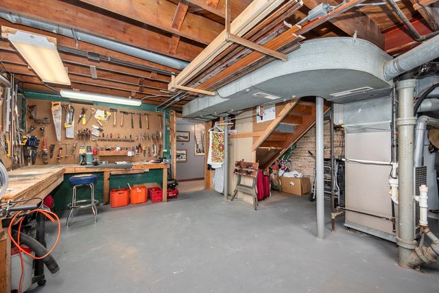 336 Hamilton Avenue, Elgin, IL 60123