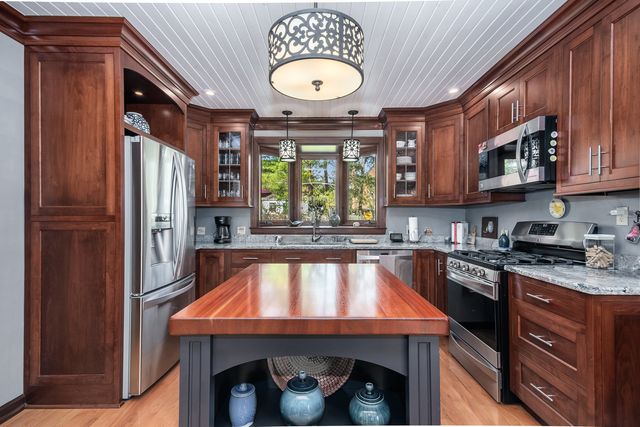 336 Hamilton Avenue, Elgin, IL 60123