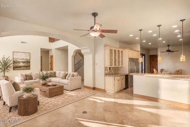 2109 E KERRY Lane, Phoenix, AZ 85024