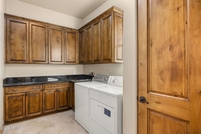 2109 E KERRY Lane, Phoenix, AZ 85024