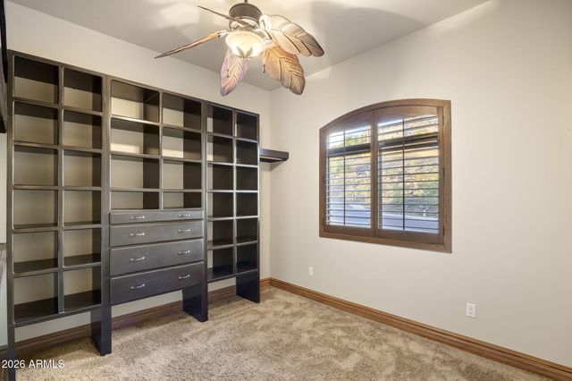 2109 E KERRY Lane, Phoenix, AZ 85024
