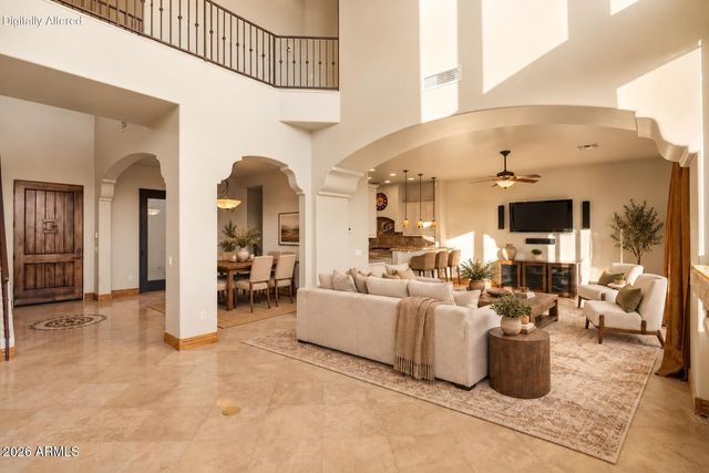 2109 E KERRY Lane, Phoenix, AZ 85024