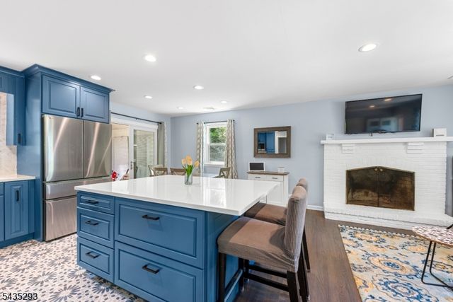 16 Sioux Trl, Denville Twp., NJ 07834