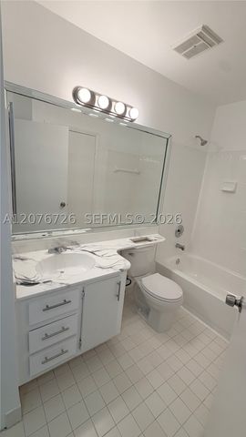 14014 SW 93rd Ln 14014, Miami, FL 33186