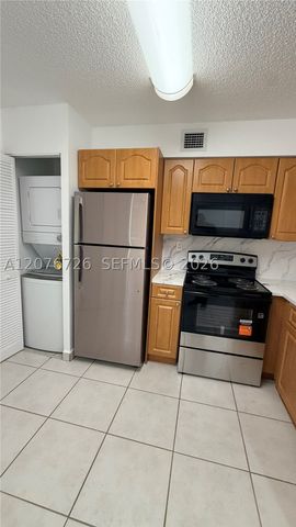 14014 SW 93rd Ln 14014, Miami, FL 33186