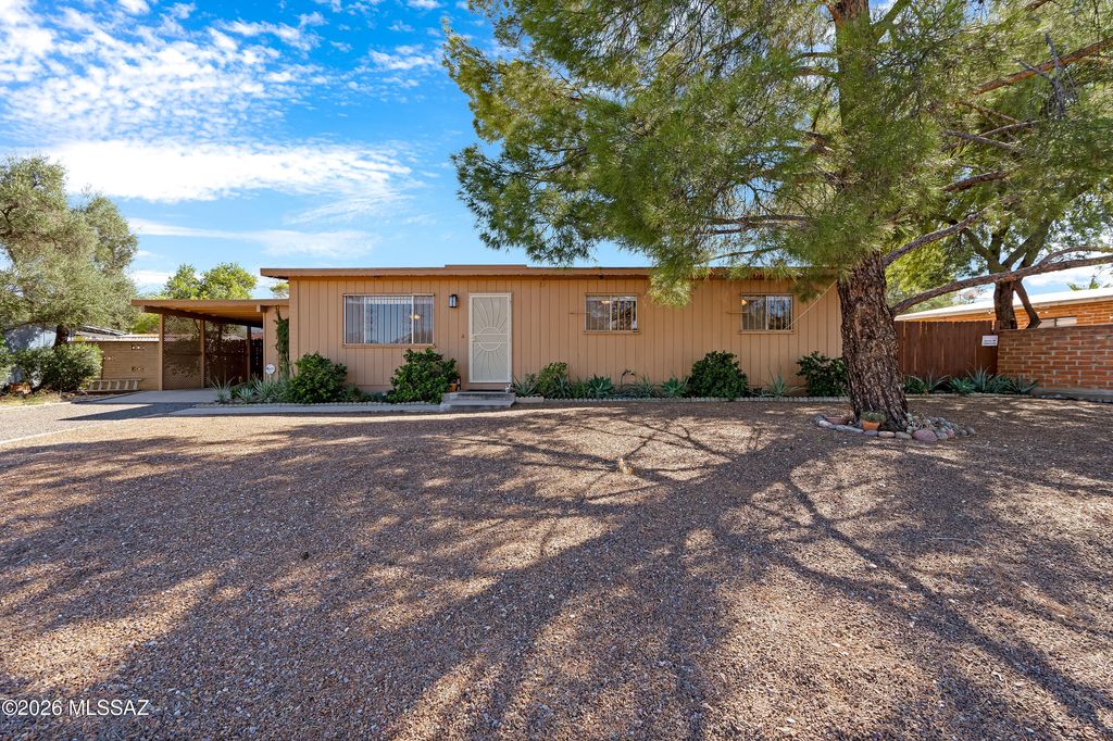 7316 E Calle Arturo, Tucson, AZ 85710