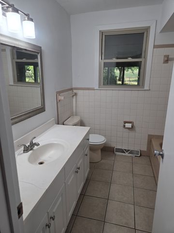 800 Apple Valley Rd, Madison, TN 37115