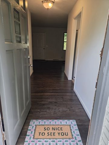 800 Apple Valley Rd, Madison, TN 37115