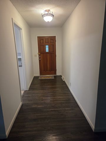 800 Apple Valley Rd, Madison, TN 37115