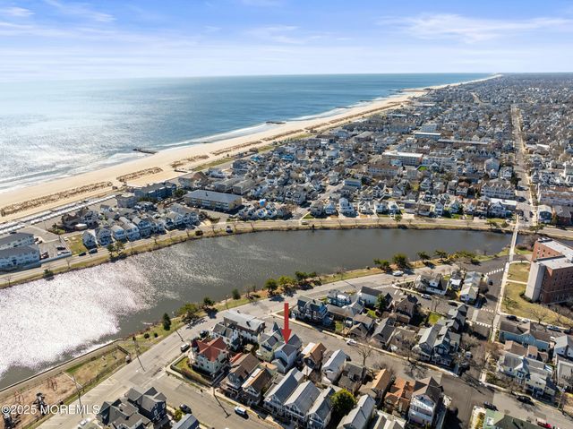 49 Franklin Avenue, Ocean Grove, NJ 07756