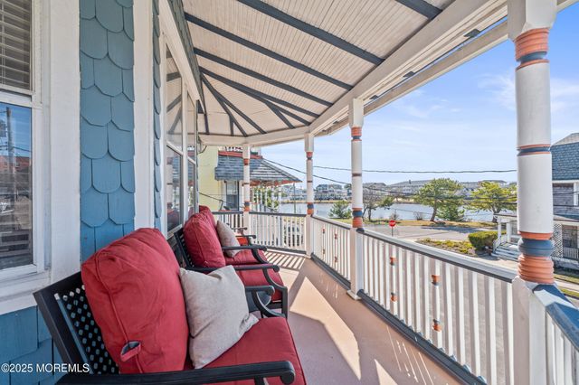 49 Franklin Avenue, Ocean Grove, NJ 07756