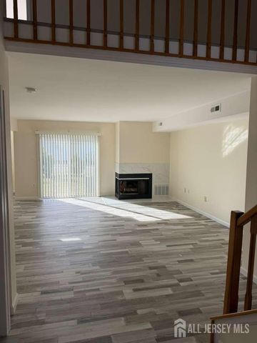 126 Winchester Way, Franklin Twsp, NJ 08873