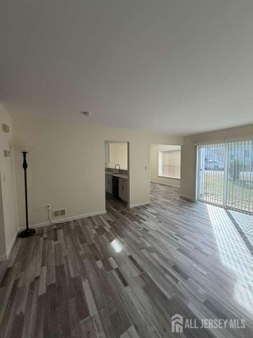 126 Winchester Way, Franklin Twsp, NJ 08873