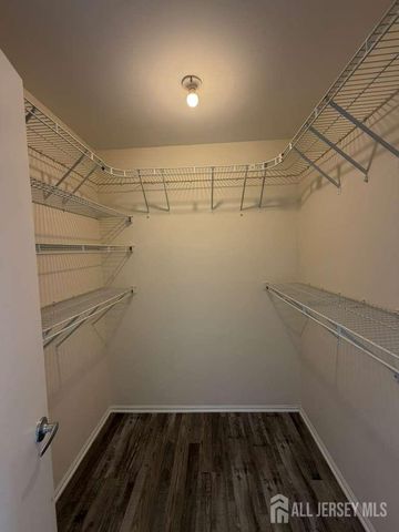 126 Winchester Way, Franklin Twsp, NJ 08873