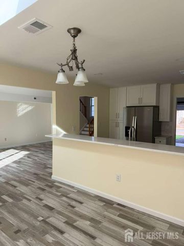 126 Winchester Way, Franklin Twsp, NJ 08873