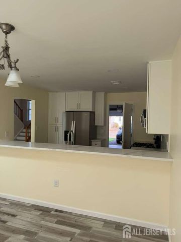 126 Winchester Way, Franklin Twsp, NJ 08873