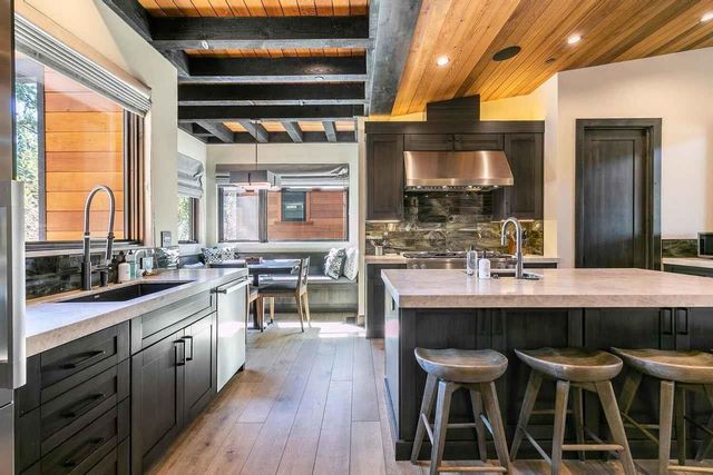 7770 Lahontan Drive, Truckee, CA 96161