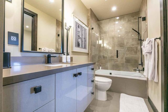 7770 Lahontan Drive, Truckee, CA 96161