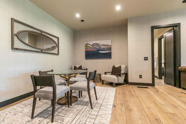 7770 Lahontan Drive, Truckee, CA 96161