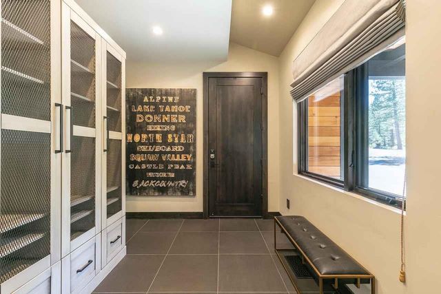 7770 Lahontan Drive, Truckee, CA 96161