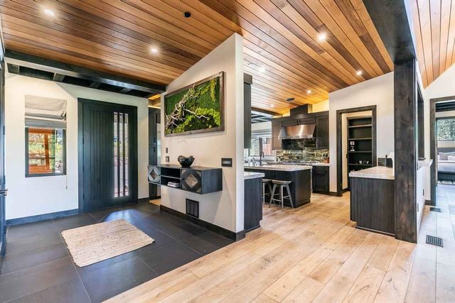 7770 Lahontan Drive, Truckee, CA 96161