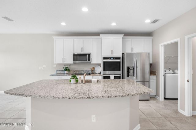 997 LAUREL VALLEY Drive, Orange Park, FL 32065