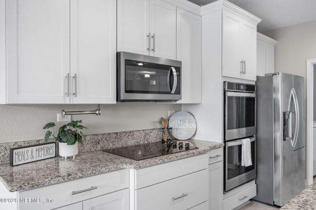 997 LAUREL VALLEY Drive, Orange Park, FL 32065
