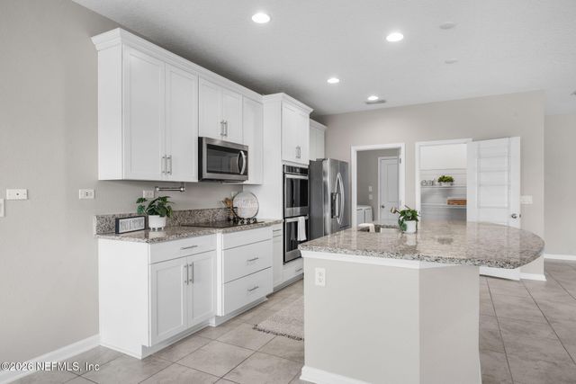997 LAUREL VALLEY Drive, Orange Park, FL 32065