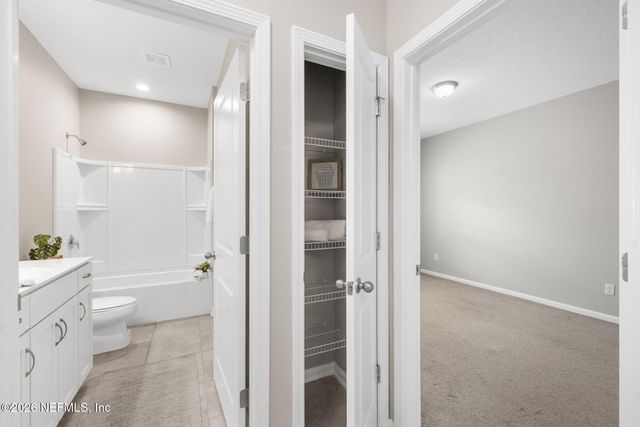 997 LAUREL VALLEY Drive, Orange Park, FL 32065