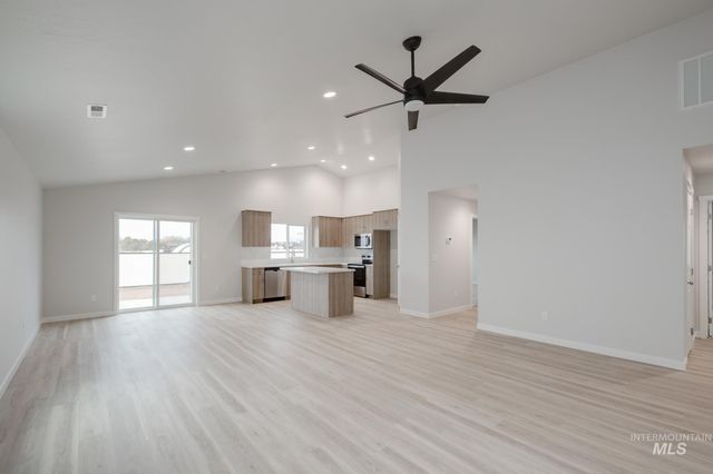 4323 Dayton St, Caldwell, ID 83605