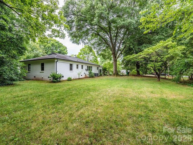 1301 N Sharon Amity Road, Charlotte, NC 28211