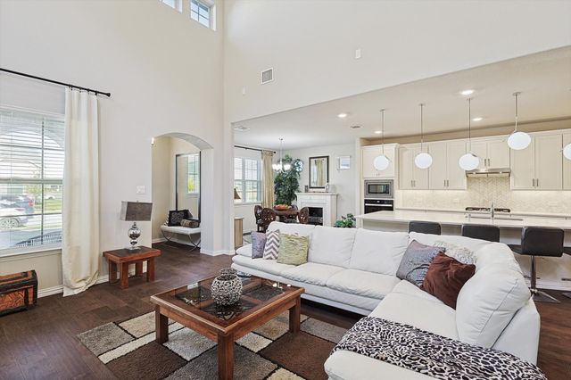 1276 Western Yarrow Avenue, Justin, TX 76247