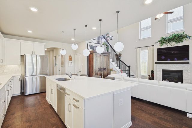 1276 Western Yarrow Avenue, Justin, TX 76247