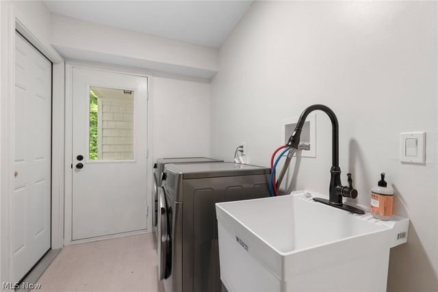 3812 Ellendale Road, Moreland Hills, OH 44022