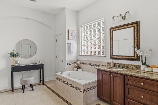 6623 Yaupon DR, Austin, TX 78759