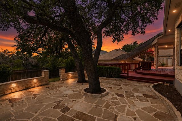 6623 Yaupon DR, Austin, TX 78759