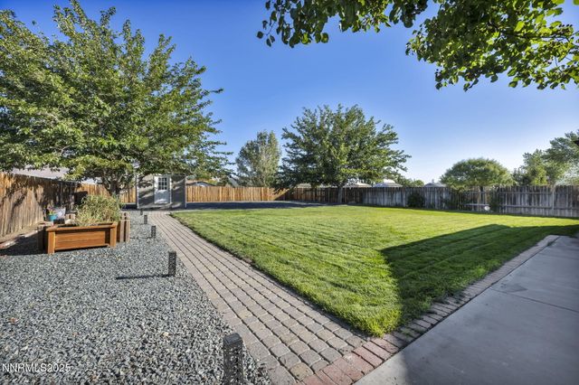216 Gordon Lane, Dayton, NV 89403