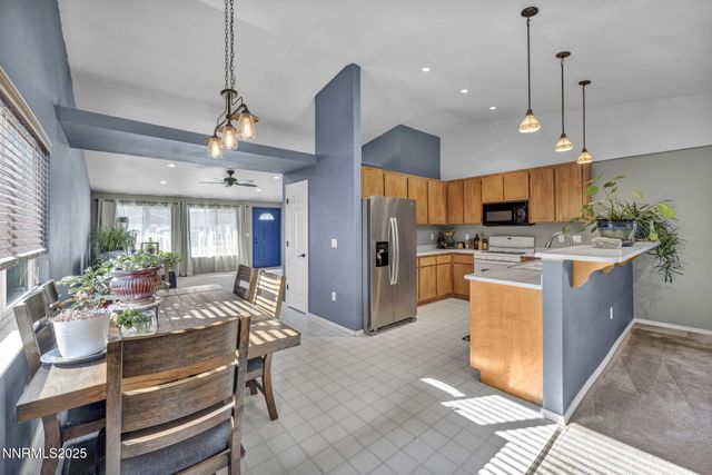 216 Gordon Lane, Dayton, NV 89403