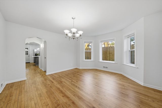1936 W 38th Street, Chicago, IL 60609