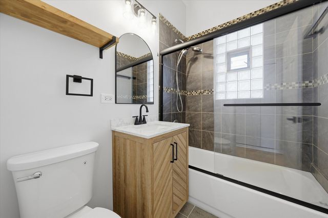 1936 W 38th Street, Chicago, IL 60609