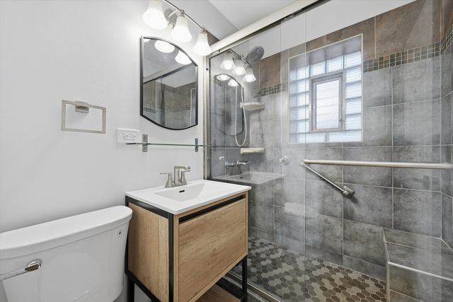 1936 W 38th Street, Chicago, IL 60609